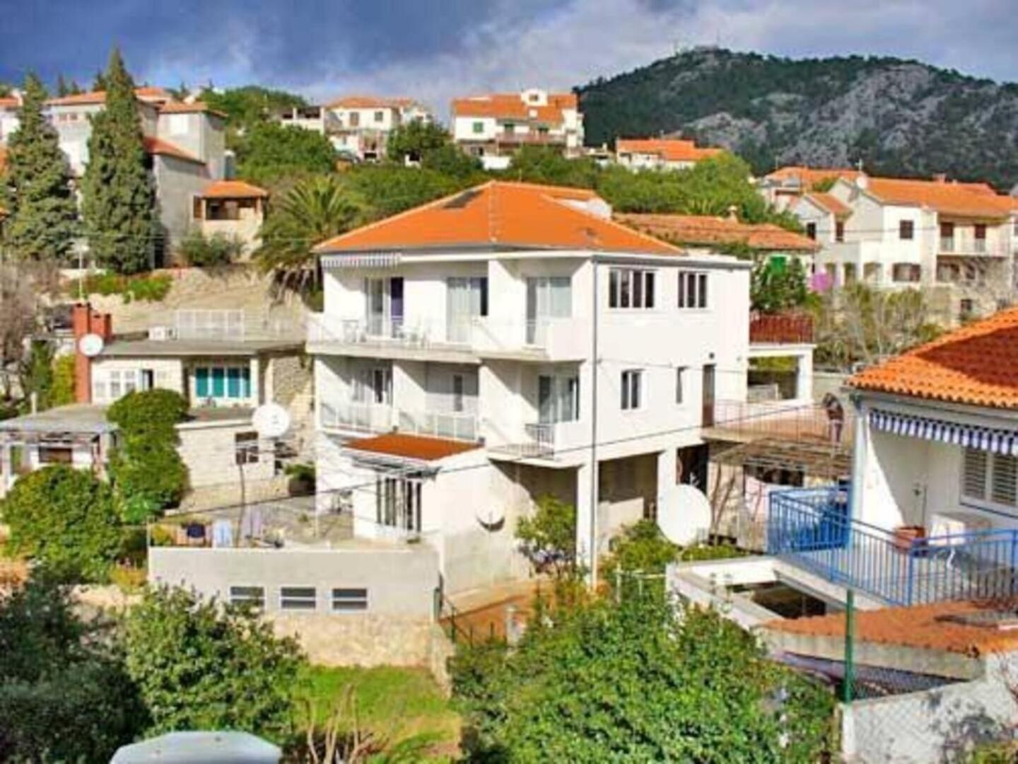 Apartment Eta ฮวาร์ ภายนอก รูปภาพ